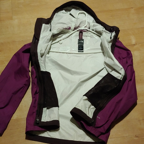 The North Face Hyvent 2.5l Jacket - Picture 5 of 12